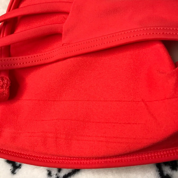 hollister bikini top - Picture 4 of 5